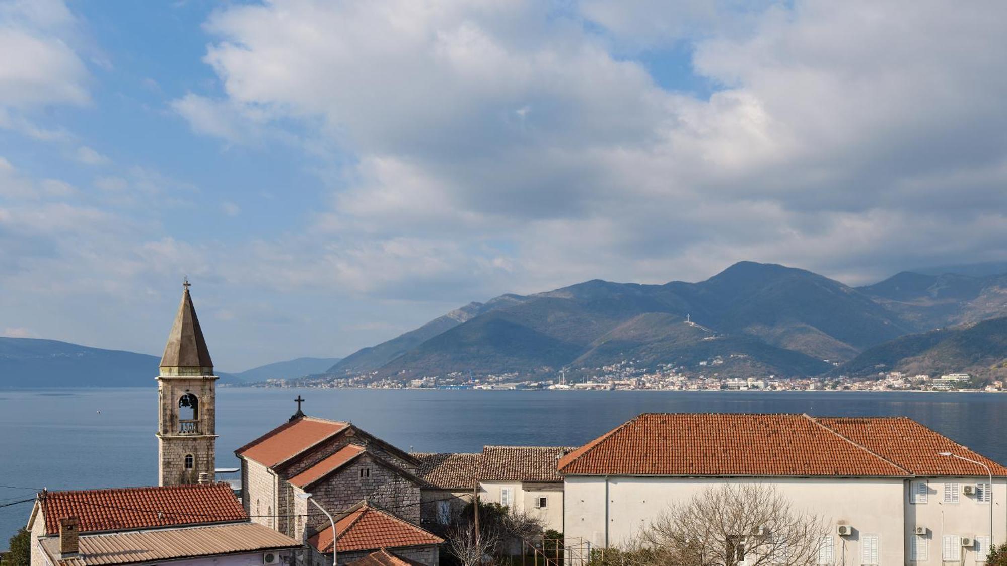 Bayview Apartments Tivat Montenegro 外观 照片