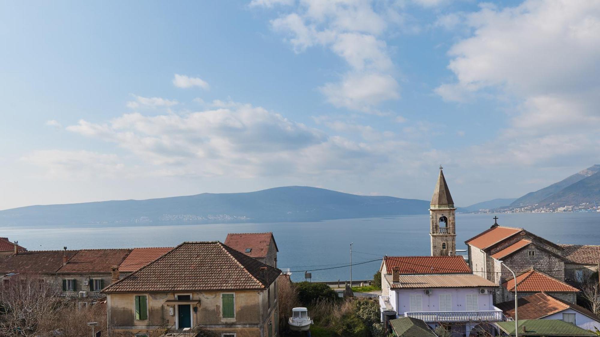 Bayview Apartments Tivat Montenegro 外观 照片