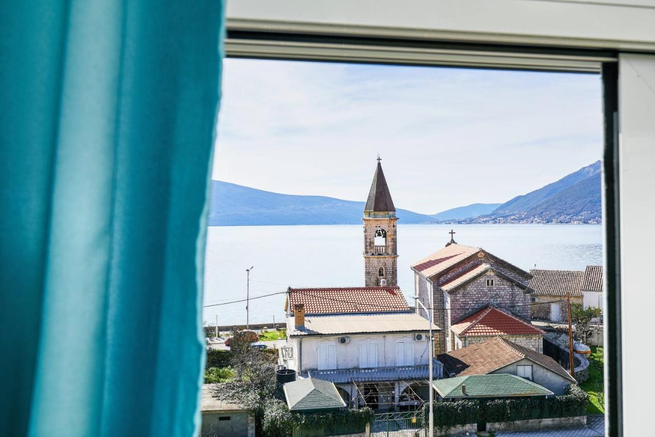 Bayview Apartments Tivat Montenegro 外观 照片